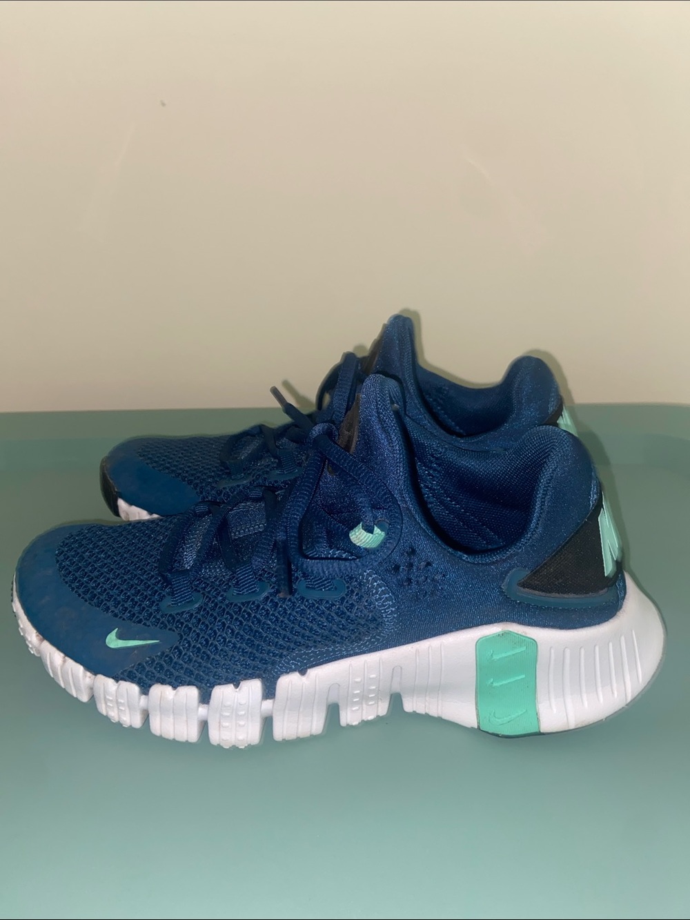 Nike Metcon Shoes - Navy with Mint Green Accents Women’s Size 6 - Picture 6 of 11
